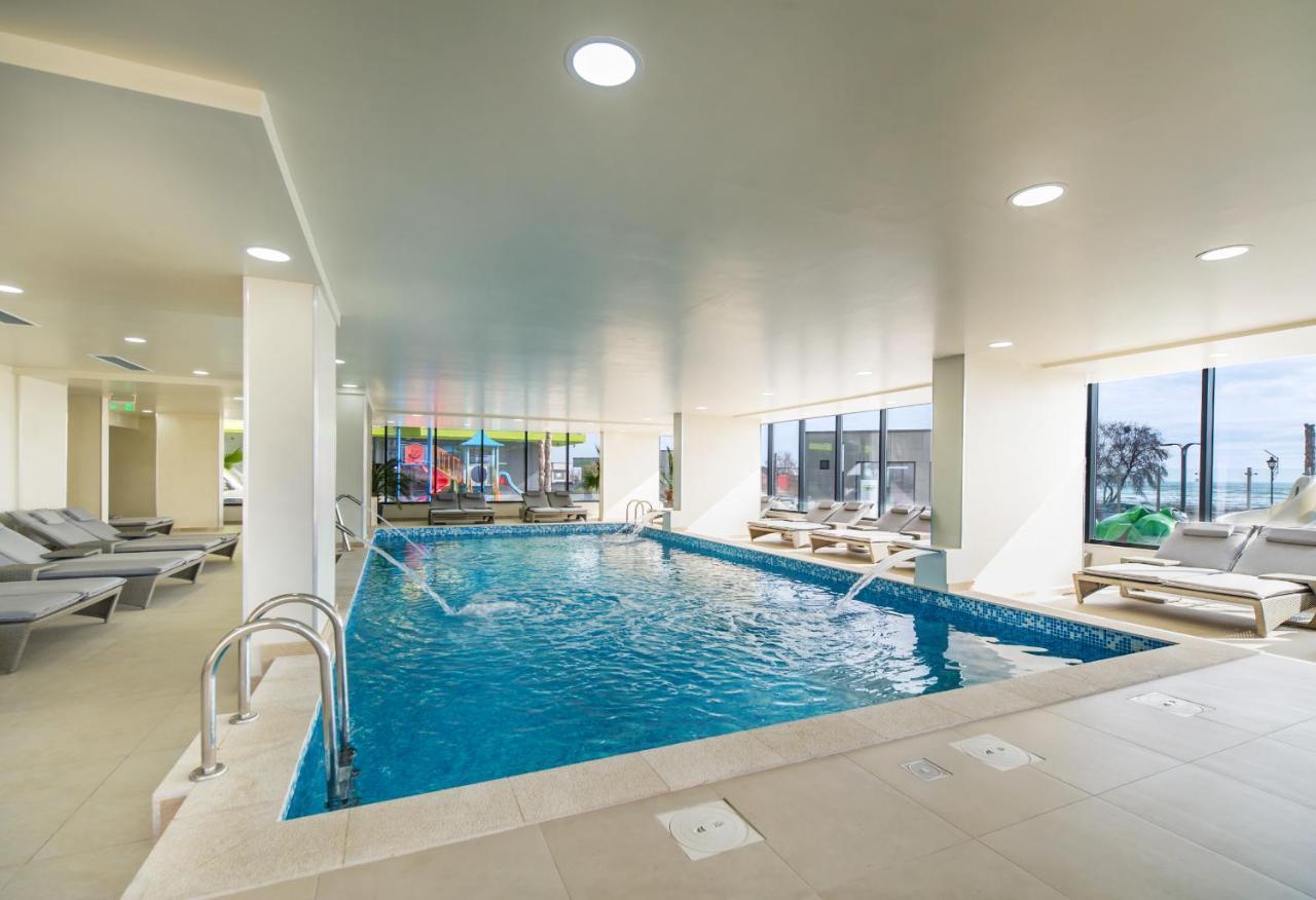 Vibe Apartment- Spa N Pools Beach Resort Năvodari Εξωτερικό φωτογραφία